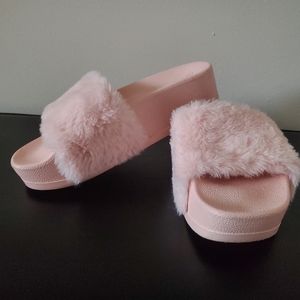 Y2k bratz chunky slides 😍